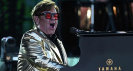 Elton John, sağ gözünü kaybettikten sonra yaşadığı zorlukları anlattı